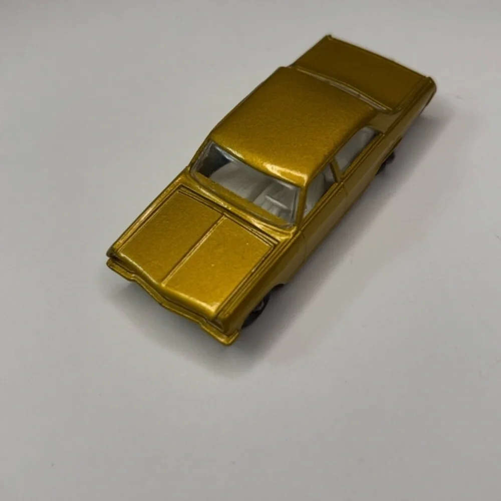 Matchbox series #36 Opel Diplomat made in England by Legney